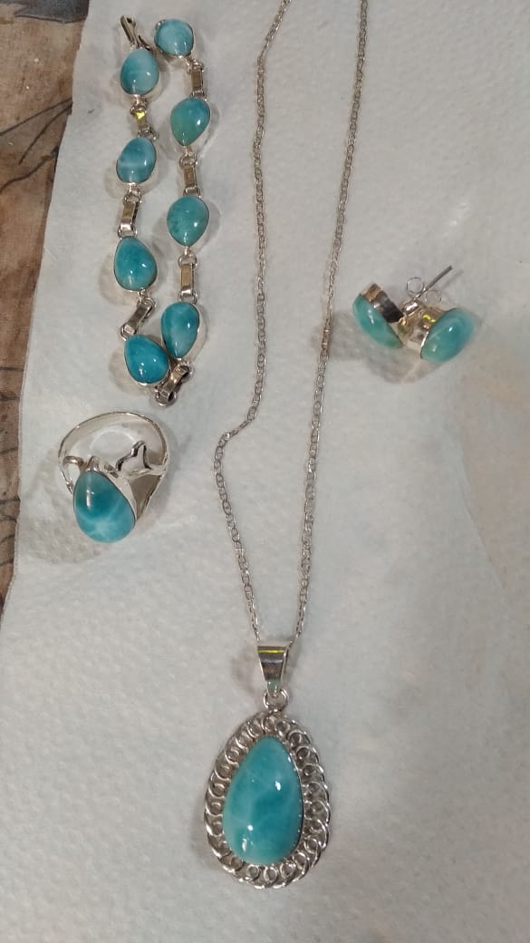 Larimar Collection Set